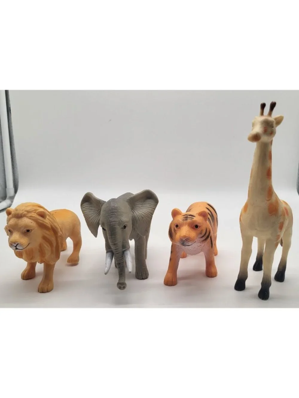 Ankyo Target Wildlife Animal Figures Toys Safari Giraffe Lion Tiger Elephant